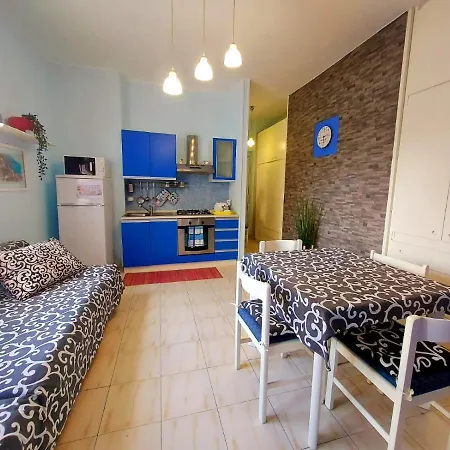 Apartment Terrazza Sul Mare - A Pochi Minuti Da Taormina Giardini-Naxos
